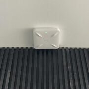 bo-phat-wifi-op-tran-hoac-gan-tuong-ruijie-reyee-rg-rap2200e-2